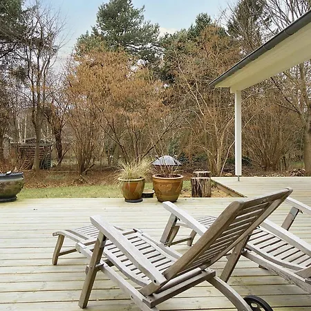 Retreat With Outdoor Lounge Area * Vejby